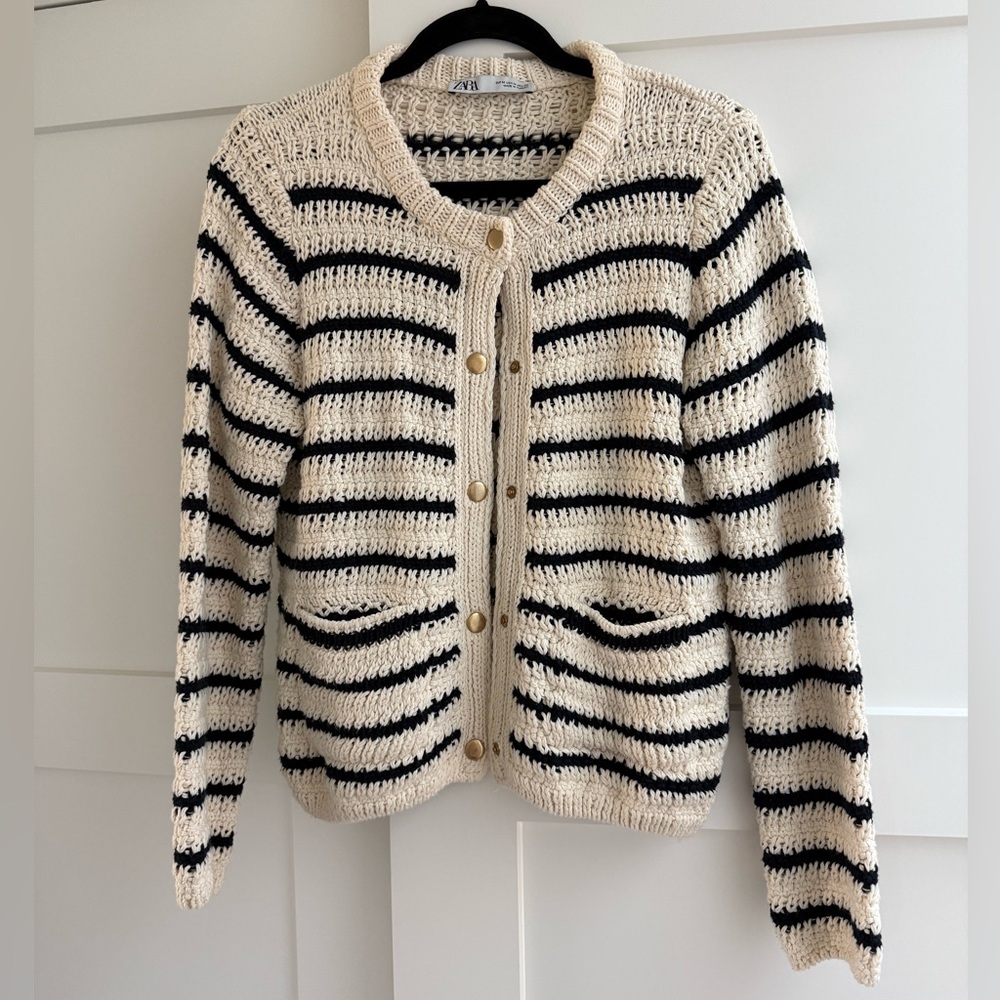 ZARA Knit Cardigan